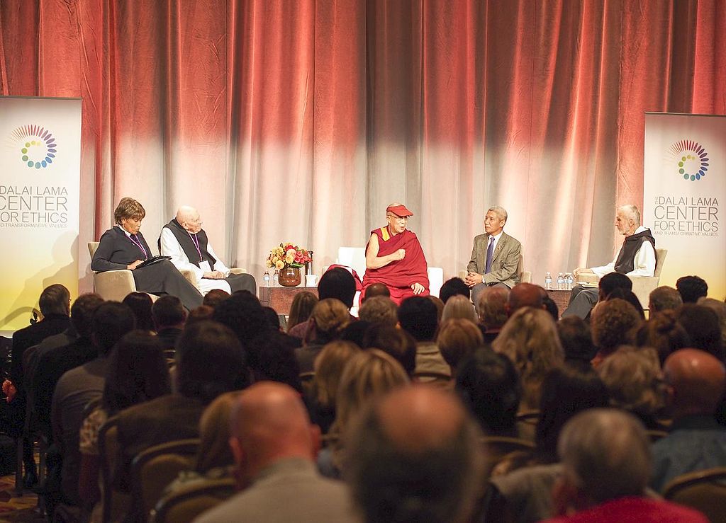 Thomas_Keating,_the_Dalai_Lama_and_David_Steindl-Rast_in_Boston_2012